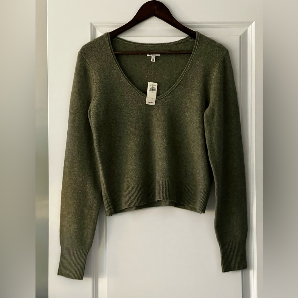 Aerie Sage Green Scoop Neck Sweater XS NWT